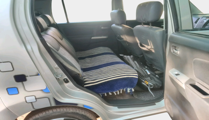 2012 Maruti Wagon R 1.0 VXI, CNG, Manual, 81,530 km, interior