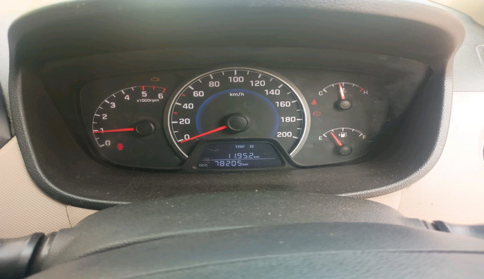 2015 Hyundai Grand i10 SPORTZ 1.1 CRDI, Diesel, Manual, 78,205 km, interior