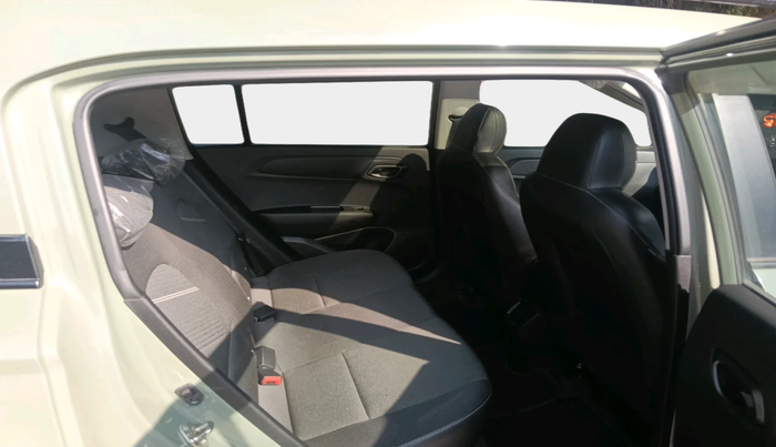 2024 Hyundai EXTER SX(O) 1.2 AMT, Petrol, Automatic, 13,408 km, interior