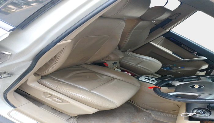 2012 Chevrolet Captiva LTZ AWD AT, Diesel, Automatic, 1,22,735 km, interior