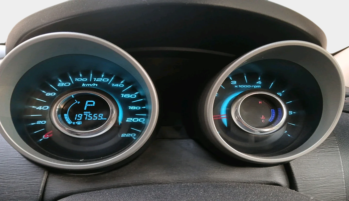 2017 Mahindra XUV500 W10 AT, Diesel, Automatic, 1,97,559 km, interior