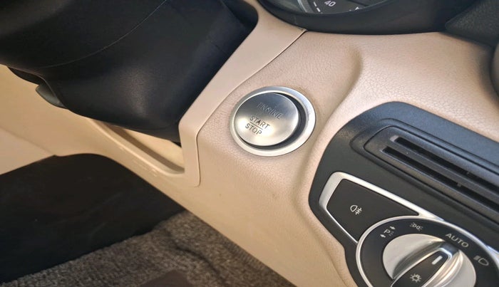 2018 Mercedes Benz GLC CLASS 220 D 4 MATIC, Diesel, Automatic, 93,906 km, interior