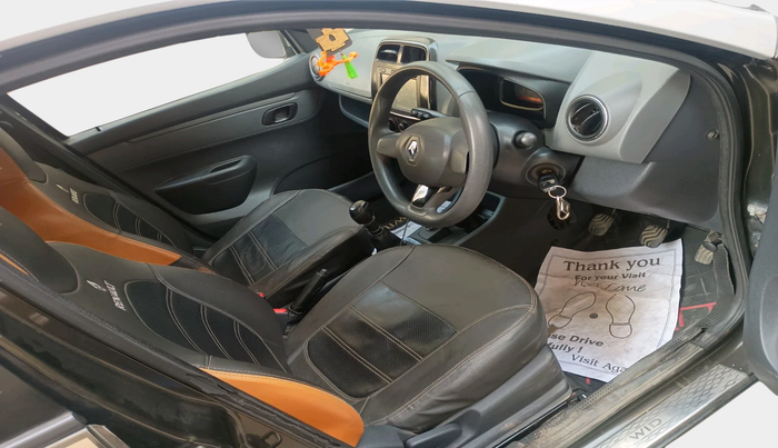 2016 Renault Kwid RXT 0.8, Petrol, Manual, 48,478 km, interior