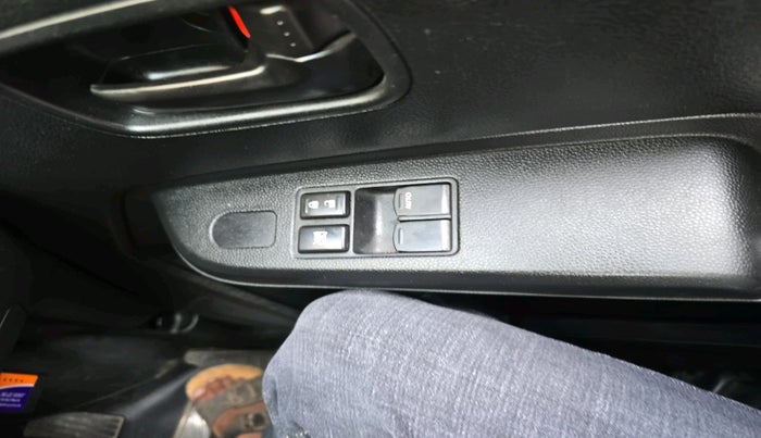 2021 Maruti IGNIS SIGMA 1.2, Petrol, Manual, 8,575 km, interior