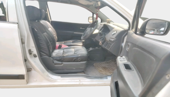 2011 Maruti Wagon R 1.0 VXI, CNG, Manual, 1,66,128 km, interior