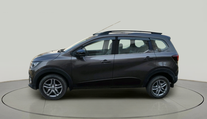 2022 Renault TRIBER RXZ, Petrol, Manual, 24,595 km, exterior