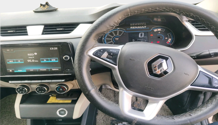 2022 Renault TRIBER RXZ, Petrol, Manual, 24,595 km, interior