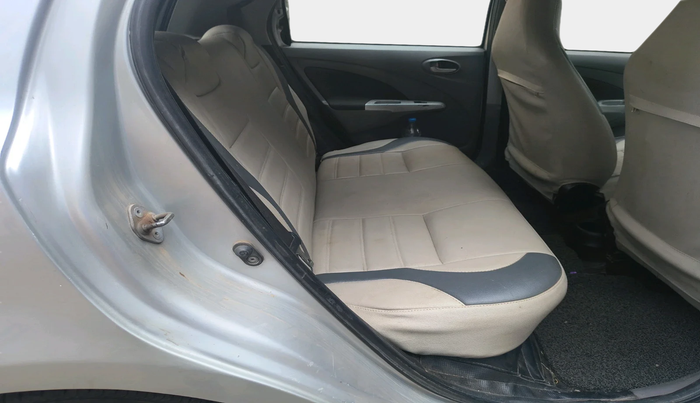 2011 Toyota Etios Liva V, Petrol, Manual, 81,041 km, interior