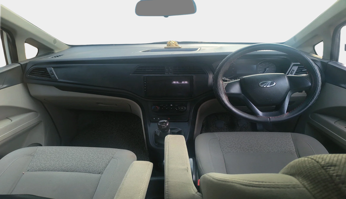 2019 Mahindra MARAZZO M2 8 STR, Diesel, Manual, 89,149 km, interior