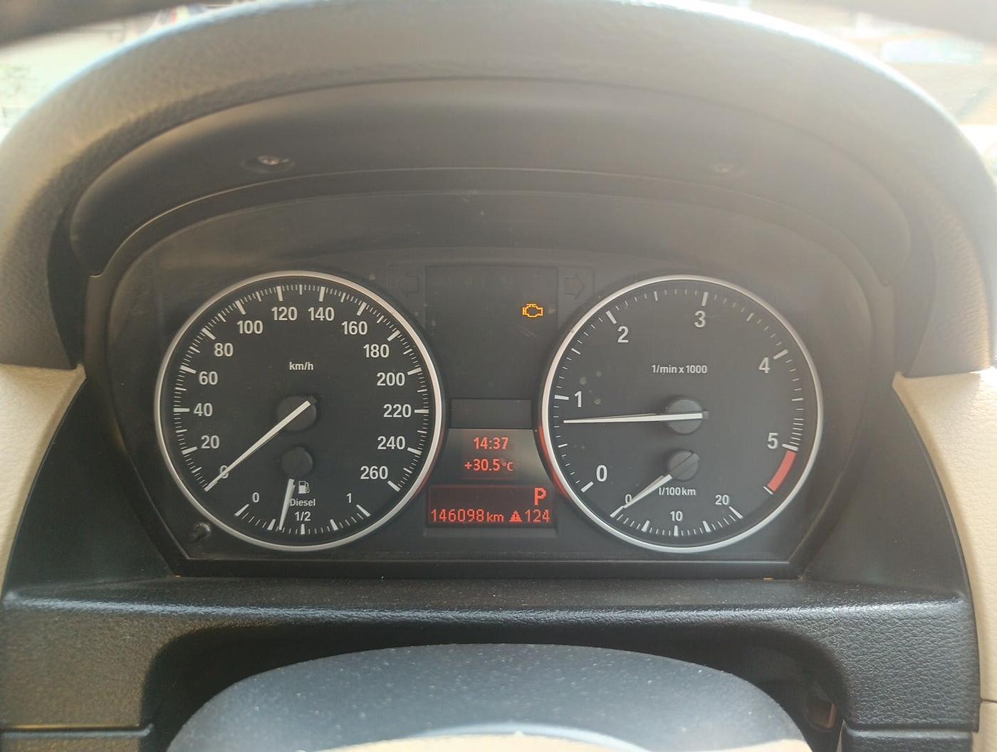 2011 BMW X1 sDrive20d, Diesel, Automatic, 1,46,098 km, interior