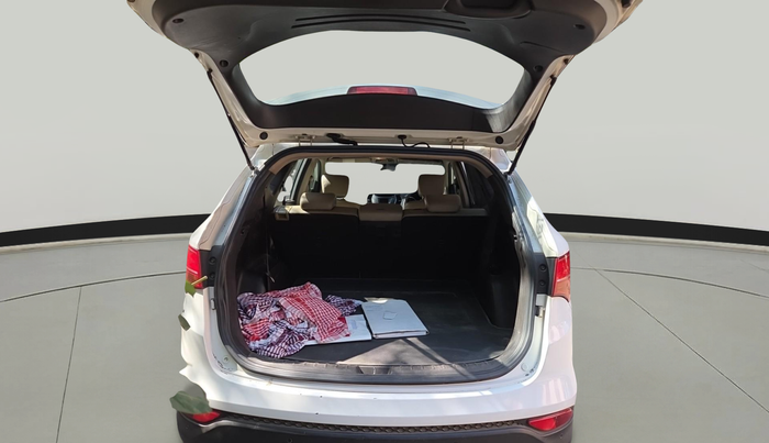 2014 Hyundai Santa Fe 4 WD AT, Diesel, Automatic, 1,71,023 km, exterior