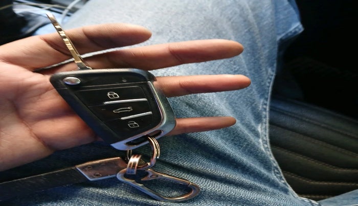 2018 Maruti Vitara Brezza VDI AMT, Diesel, Automatic, 1,24,608 km, interior