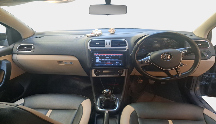 2014 Volkswagen Polo COMFORTLINE 1.5L, Diesel, Manual, 44,388 km, interior