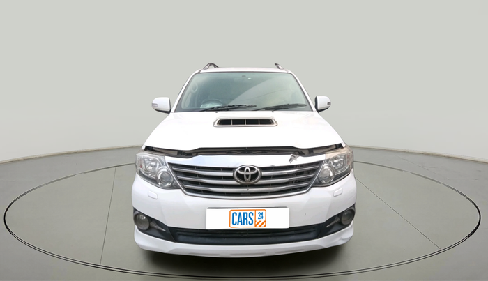 2014 Toyota Fortuner 3.0 4X2 MT, Diesel, Manual, 1,21,804 km, exterior