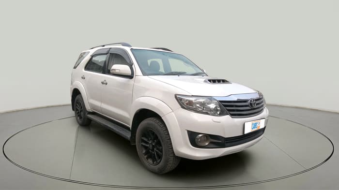 2014 Toyota Fortuner 3.0 4X2 MT, Diesel, Manual, 1,21,804 km, exterior