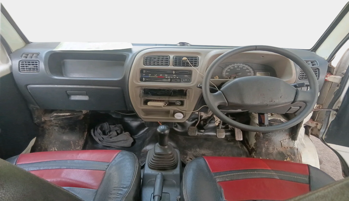 2015 Maruti Eeco 5 STR WITH A/C+HTR CNG, Petrol, Manual, 1,60,774 km, interior