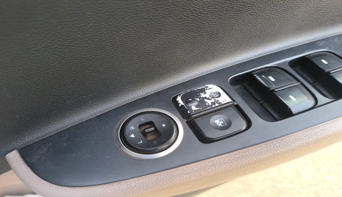 2016 Hyundai Grand i10 MAGNA 1.2 KAPPA VTVT, Petrol, Manual, 1,29,456 km, interior