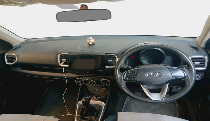 2020 Hyundai VENUE S 1.2, Petrol, Manual, 1,37,644 km, interior