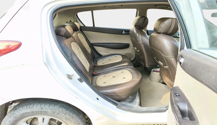 2012 Hyundai i20 SPORTZ 1.4 CRDI, Diesel, Manual, 1,87,648 km, interior