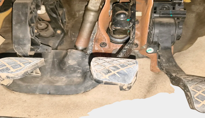 2013 Volkswagen Vento COMFORTLINE DIESEL 1.6, Diesel, Manual, 1,67,225 km, interior