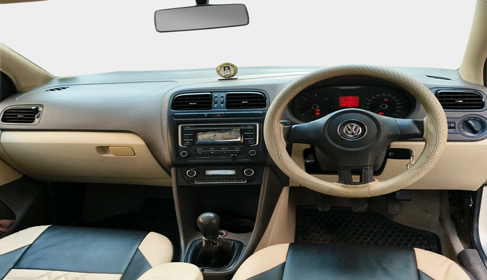 2013 Volkswagen Vento COMFORTLINE DIESEL 1.6, Diesel, Manual, 1,67,225 km, interior