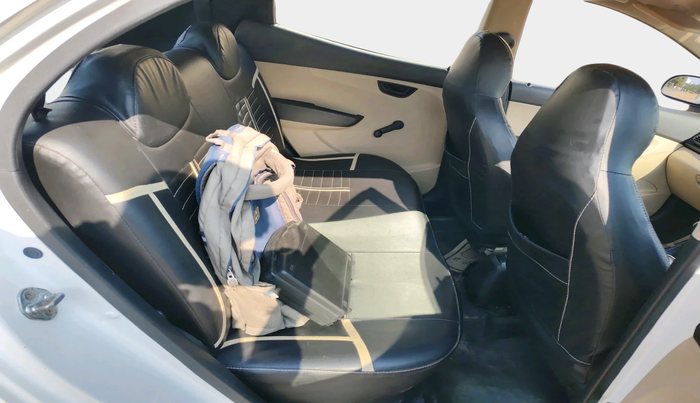 2017 Hyundai Eon ERA +, Petrol, Manual, 1,14,115 km, interior