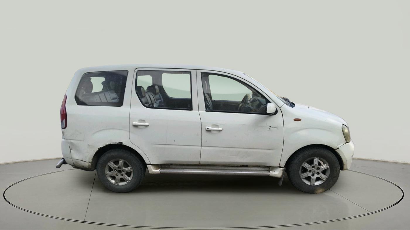2011 Mahindra Xylo E8 ABS BS-III, Diesel, Manual, 1,32,490 km, exterior