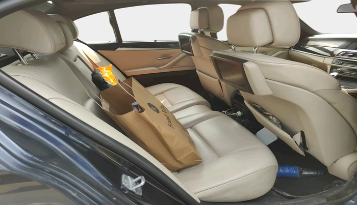 2013 BMW 5 Series 530D M SPORT, Diesel, Automatic, 64,133 km, interior