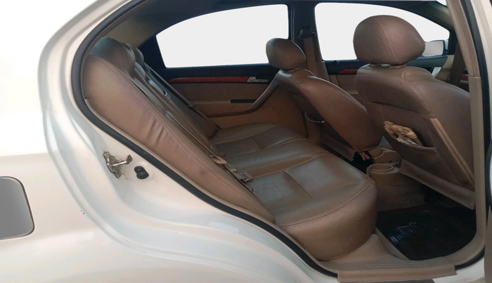 2012 Chevrolet Aveo LT 1.4, Petrol, Manual, 49,646 km, interior