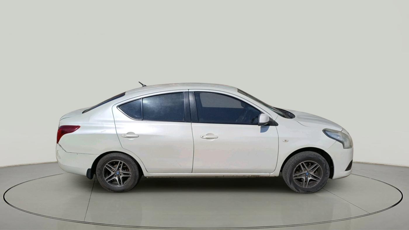 2015 Nissan Sunny XL CVT, Petrol, Automatic, 1,21,329 km, exterior