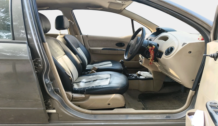 2011 Chevrolet Spark LT 1.0, Petrol, Manual, 90,815 km, interior