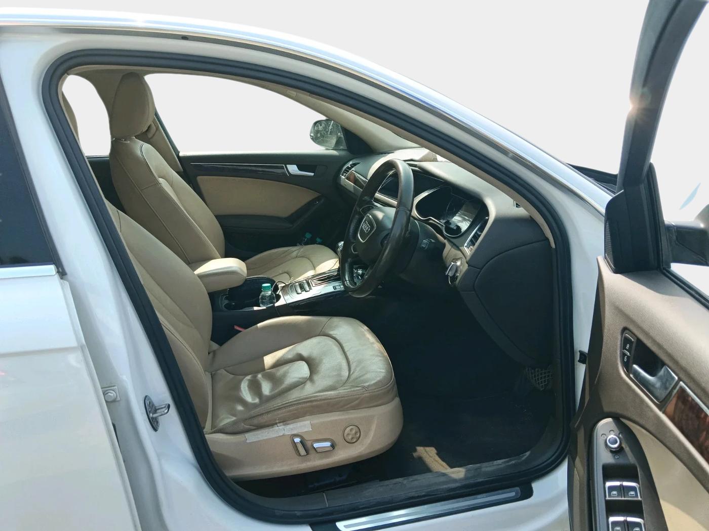 2012 Audi A4 1.8 TFSI, Petrol, Automatic, 1,07,968 km, interior
