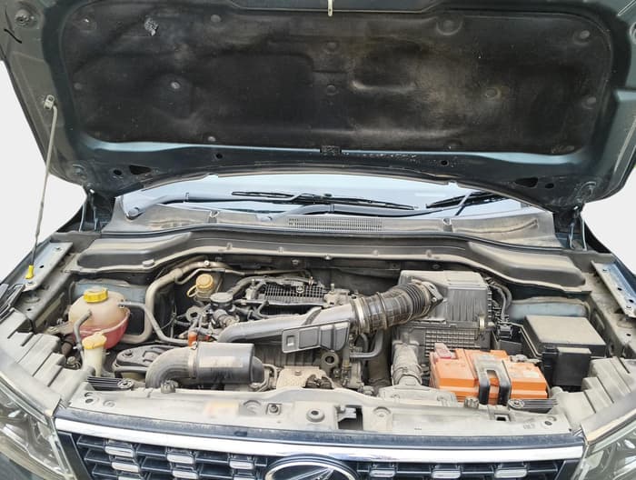 2021 Mahindra XUV300 W8 1.2 PETROL, Petrol, Manual, 58,155 km, exterior