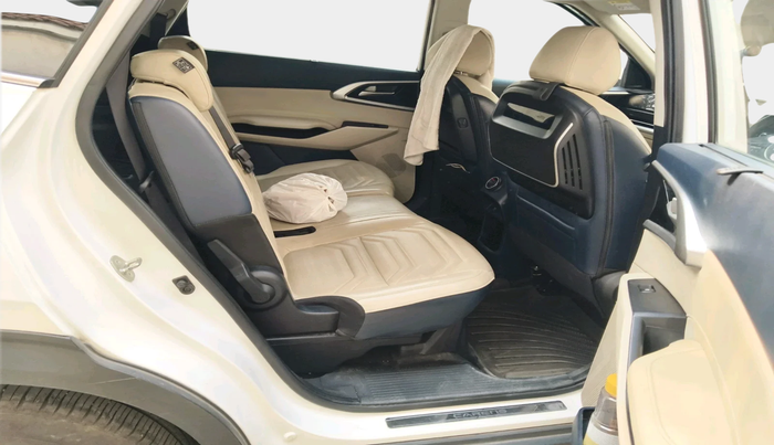 2023 KIA CARENS LUXURY PLUS 1.5 DIESEL AT 7 STR, Diesel, Automatic, 56,245 km, interior