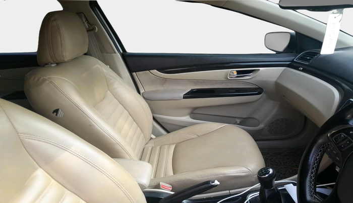 2015 Maruti Ciaz ZDI, Diesel, Manual, 1,93,022 km, interior