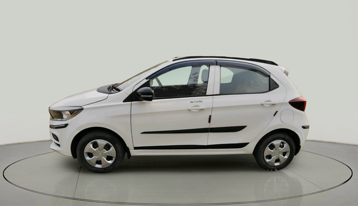 2023 Tata Tiago XT (O) PETROL, Petrol, Manual, 13,903 km, exterior