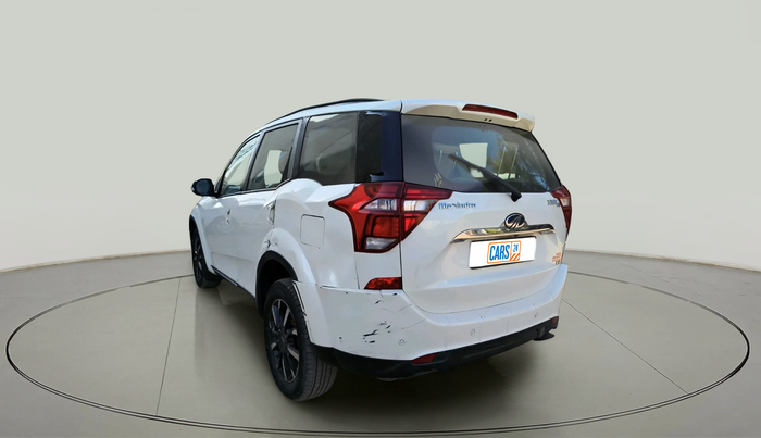 2018 Mahindra XUV500 W11, Diesel, Manual, 2,23,991 km, exterior