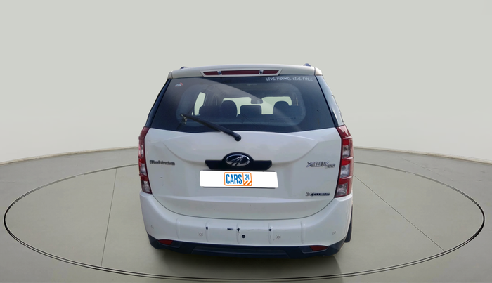 2015 Mahindra XUV500 W8, Diesel, Manual, 77,225 km, exterior