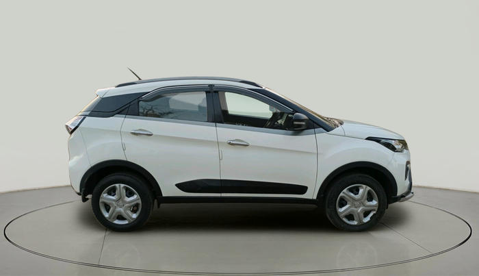 2022 Tata NEXON XM PETROL, Petrol, Manual, 26,679 km, exterior