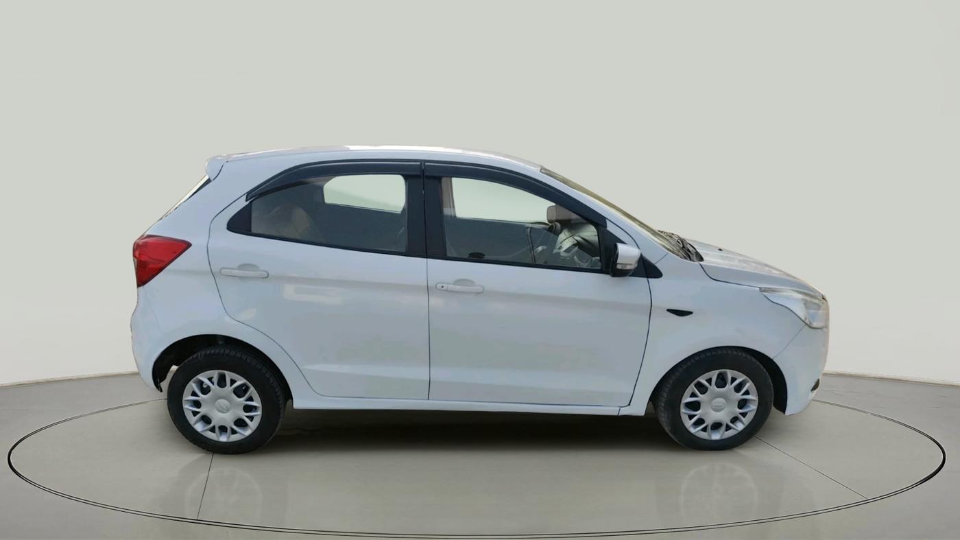 2017 Ford New Figo TREND 1.2 PETROL, Petrol, Manual, 40,800 km, exterior