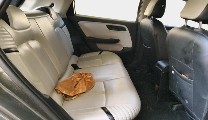 2022 Tata ALTROZ XM PLUS PETROL, Petrol, Manual, 40,610 km, interior