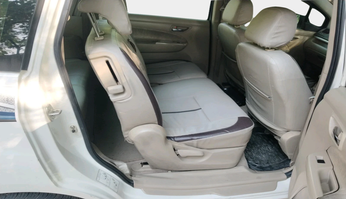 2014 Maruti Ertiga VDI, Diesel, Manual, 1,61,917 km, interior