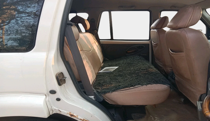 2014 Mahindra Scorpio EX M2DI, Diesel, Manual, 1,49,730 km, interior