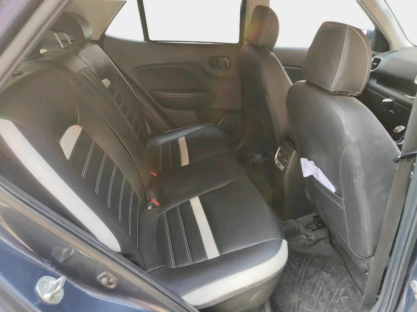 2019 Hyundai VENUE SX(O) 1.4 CRDI, Diesel, Manual, 1,31,900 km, interior