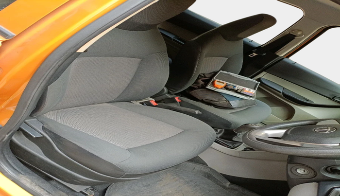 2017 Tata Tiago XT PETROL, Petrol, Manual, 34,833 km, interior