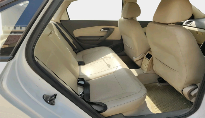 2012 Volkswagen Vento HIGHLINE DIESEL 1.6, Diesel, Manual, 80,132 km, interior