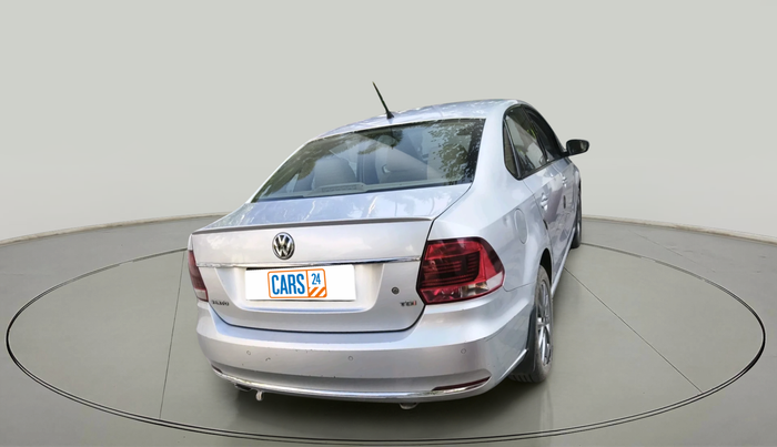 2018 Volkswagen Vento HIGHLINE PLUS 1.5 AT 16 ALLOY, Diesel, Automatic, 75,491 km, exterior