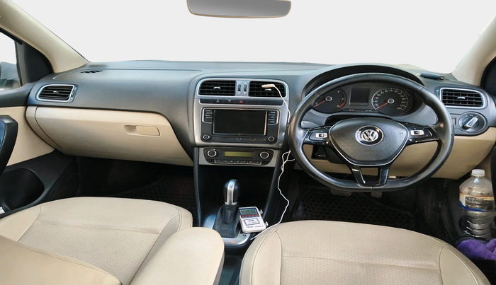 2018 Volkswagen Vento HIGHLINE PLUS 1.5 AT 16 ALLOY, Diesel, Automatic, 75,491 km, interior