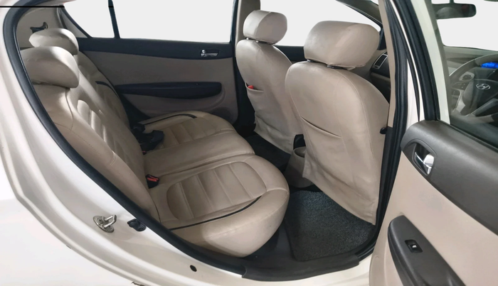 2011 Hyundai i20 SPORTZ 1.2, Petrol, Manual, 59,043 km, interior