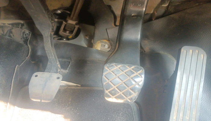 2011 Skoda Yeti ELEGANCE 2.0 TDI CR 4X4, Diesel, Manual, 1,15,980 km, interior